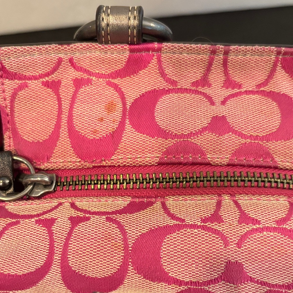 Vintage Coach Patchwork Pink and Silver Hobo Shoulder Bag - Picture 8 of 16